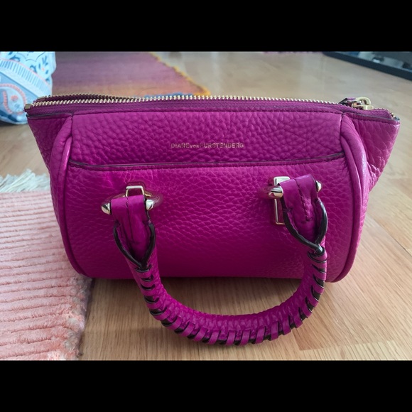 Hot pink/purple DVF purse-small - Picture 2 of 3